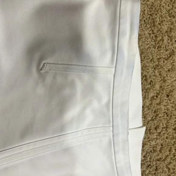 White skirt - Picture 6 of 6